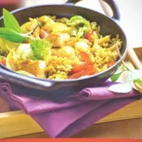 Receta de Guisado de col china con pollo y arroz de jengibre