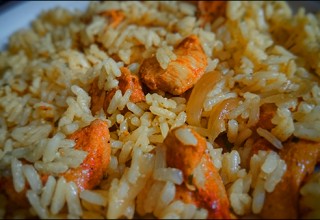 Arroz Thai al Curry con carne adobada de pavo