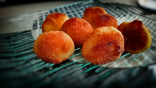 Huevos de codorniz rebozados – Un aperitivo divertido