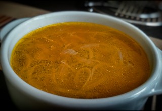 Sopa de cebolla con Thermomix ideal para resfriados