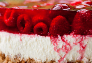 Cheesecake de frambuesas y frutos secos – original y natural