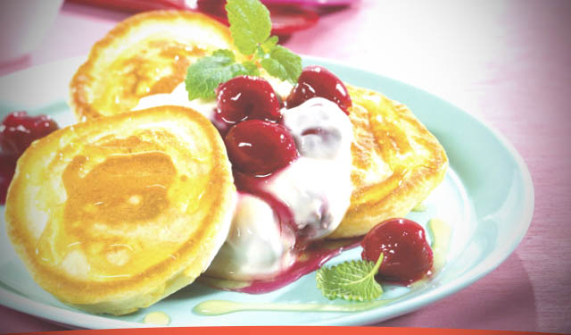 Receta de Tortitas con crema de queso Quark y cerezas