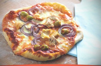 Receta de Pizza al Tonno para 4 personas